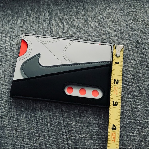 NIKE Card Wallet - Picture 6 of 6